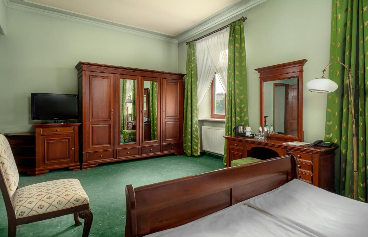 Hotel Palace Europa ลูบลิน ภายนอก รูปภาพ