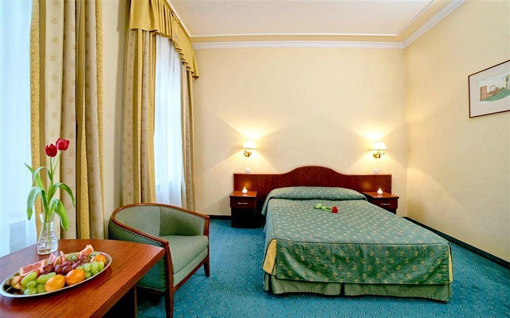 Hotel Palace Europa ลูบลิน ภายนอก รูปภาพ