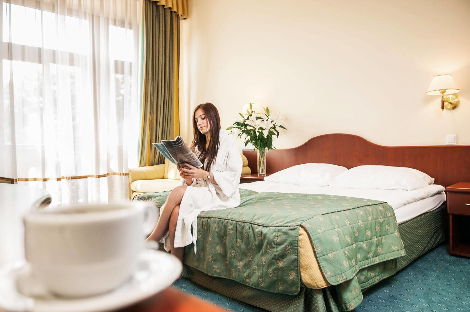 Hotel Palace Europa ลูบลิน ภายนอก รูปภาพ